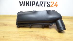 Gebruikte Luchtfilterhuis Mini Mini (R56) 1.6 16V Cooper S Prijs € 71,40 Inclusief btw aangeboden door Miniparts24 - Miniteile24 GbR
