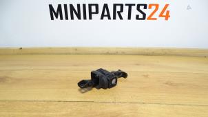 Gebruikte Deurvanger 2Deurs links Mini Mini Cooper S (R53) 1.6 16V Prijs € 29,75 Inclusief btw aangeboden door Miniparts24 - Miniteile24 GbR