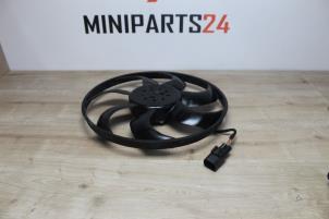 Gebruikte Fan Radiateur Mini Mini (F56) 1.2 12V One Prijs € 154,70 Inclusief btw aangeboden door Miniparts24 - Miniteile24 GbR