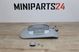 Gebruikte Zonneklep Mini Mini (R56) 1.4 16V One Prijs € 77,35 Inclusief btw aangeboden door Miniparts24 - Miniteile24 GbR