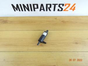 Gebruikte Pomp koplampsproeier Mini Mini Cooper S (R53) 1.6 16V Prijs € 17,85 Inclusief btw aangeboden door Miniparts24 - Miniteile24 GbR
