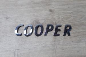 Gebruikte Embleem Mini Mini (R56) 1.6 16V Cooper Prijs € 17,85 Inclusief btw aangeboden door Miniparts24 - Miniteile24 GbR
