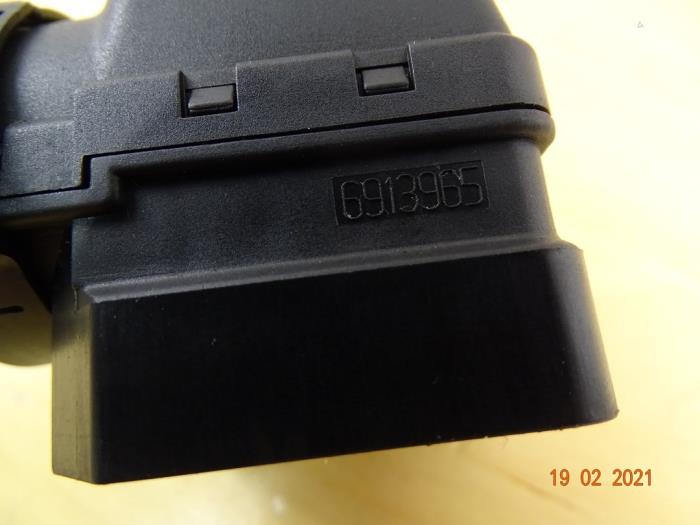 Schakelaar Contactslot van een MINI Mini Cooper S (R53) 1.6 16V 2003