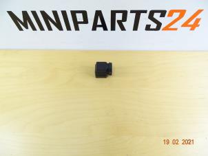 Gebruikte Schakelaar Contactslot Mini Mini Cooper S (R53) 1.6 16V Prijs € 37,50 Margeregeling aangeboden door Miniparts24 - Miniteile24 GbR