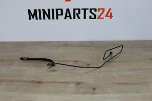 Gebruikte Koppelingsleiding Mini Mini (F56) 1.2 12V One Prijs € 35,70 Inclusief btw aangeboden door Miniparts24 - Miniteile24 GbR