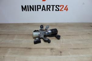 Gebruikte Hydrauliek pomp Mini Mini (R56) 1.6 16V Cooper Prijs € 178,50 Inclusief btw aangeboden door Miniparts24 - Miniteile24 GbR