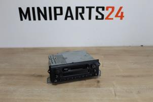 Gebruikte Radio/Cassette Mini Mini Cooper S (R53) 1.6 16V Prijs € 29,75 Inclusief btw aangeboden door Miniparts24 - Miniteile24 GbR