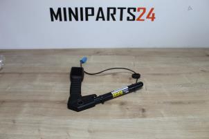 Gebruikte Gordelspanner links Mini Cooper S Prijs € 74,97 Inclusief btw aangeboden door Miniparts24 - Miniteile24 GbR