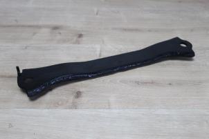 Gebruikte Uitlaatsteun Mini Countryman (R60) 1.6 Cooper D ALL4 Prijs € 29,75 Inclusief btw aangeboden door Miniparts24 - Miniteile24 GbR