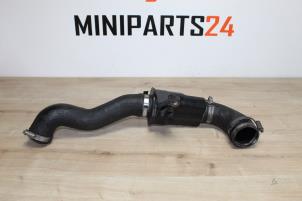 Gebruikte Intercooler Slang Mini Mini Open (R57) 1.6 16V Cooper S Prijs € 35,70 Inclusief btw aangeboden door Miniparts24 - Miniteile24 GbR