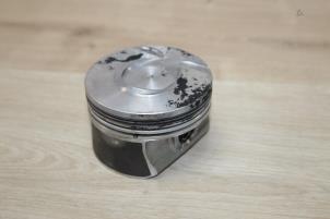 Gebruikte Zuiger Mini Clubman (R55) 1.6 16V John Cooper Works Prijs € 119,00 Inclusief btw aangeboden door Miniparts24 - Miniteile24 GbR