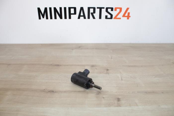 Nokkenas Verstelling van een MINI Mini (F56) 2.0 16V Cooper S 2014