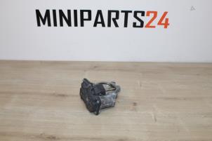 Gebruikte Wervelklep Mini Mini (F56) 2.0 16V Cooper S Prijs € 101,15 Inclusief btw aangeboden door Miniparts24 - Miniteile24 GbR