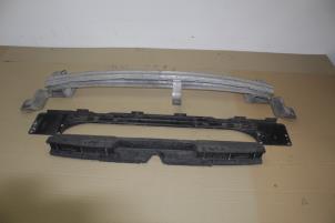 Gebruikte Draagbalk achter Mini Mini Cooper S (R53) 1.6 16V Prijs € 95,20 Inclusief btw aangeboden door Miniparts24 - Miniteile24 GbR