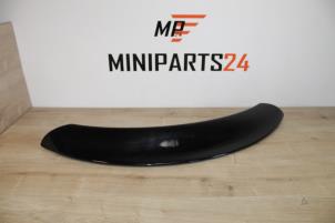 Gebruikte Spoiler achterklep Mini Mini Cooper S (R53) 1.6 16V Prijs € 77,35 Inclusief btw aangeboden door Miniparts24 - Miniteile24 GbR