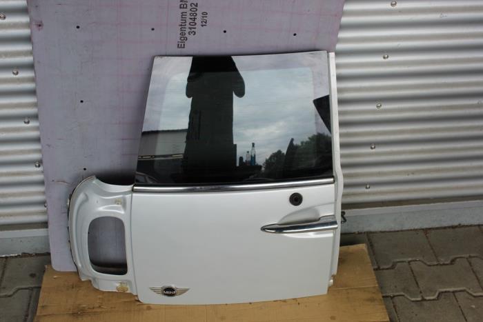 Mini Clubman Achterkleppen voorraad | Onderdelenlijn.nl