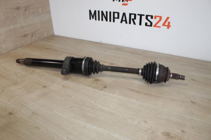 Gebruikte Steekas rechts-voor Mini Clubman (R55) 1.6 16V Cooper S Prijs € 107,10 Inclusief btw aangeboden door Miniparts24