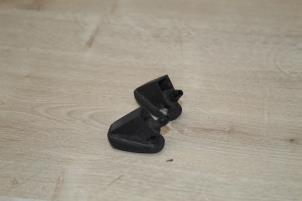 Gebruikte Ruitensproeier voor BMW Mini One/Cooper (R50) 1.6 16V Cooper Prijs € 29,75 Inclusief btw aangeboden door Miniparts24 - Miniteile24 GbR