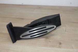Gebruikte Gaspedaal Mini Mini Cooper S (R53) 1.6 16V Prijs € 53,55 Inclusief btw aangeboden door Miniparts24 - Miniteile24 GbR