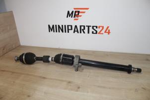 Gebruikte Homokineetas rechts-voor Mini Mini (F56) 2.0 16V Cooper S Prijs € 345,10 Inclusief btw aangeboden door Miniparts24 - Miniteile24 GbR