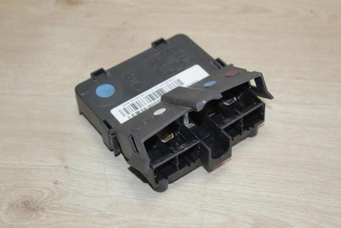Gebruikte Stroomverdeler Mini Mini (R56) 1.6 16V Cooper Prijs € 11,90 Inclusief btw aangeboden door Miniparts24