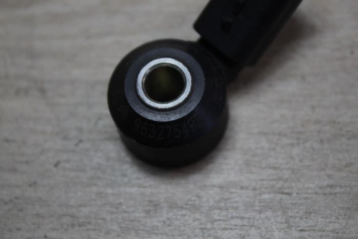 Pingelsensor van een MINI Mini (R56) 1.6 16V Cooper 2007