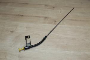 Gebruikte Olie Peilstok Mini Mini (R56) 1.6 16V Cooper Prijs € 8,33 Inclusief btw aangeboden door Miniparts24 - Miniteile24 GbR