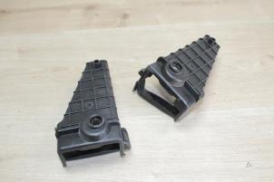 Gebruikte Steun (diversen) Mini Mini (R56) 1.6 16V Cooper Prijs € 35,70 Inclusief btw aangeboden door Miniparts24