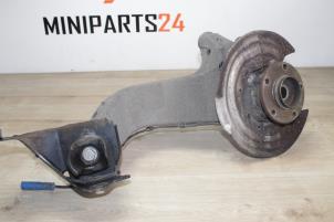 Gebruikte Fusee rechts-achter Mini Countryman (R60) 1.6 16V John Cooper Works Prijs € 178,50 Inclusief btw aangeboden door Miniparts24