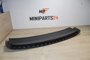 Gebruikte Afdekplaat diversen Mini Mini Open (R57) 1.6 16V Cooper Prijs € 107,10 Inclusief btw aangeboden door Miniparts24 - Miniteile24 GbR