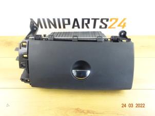 Gebruikte Dashboardkastje Mini Countryman (R60) 1.6 Cooper D ALL4 Prijs € 83,30 Inclusief btw aangeboden door Miniparts24 - Miniteile24 GbR