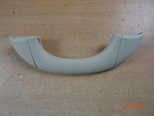 Gebruikte Handgreep Mini Countryman (R60) 1.6 16V Cooper S ALL4 Prijs € 19,50 Margeregeling aangeboden door Miniparts24