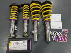 Gebruikte Schokdemper set Mini Mini (R56) 1.6 16V Cooper S Prijs € 900,00 Margeregeling aangeboden door Miniparts24 - Miniteile24 GbR