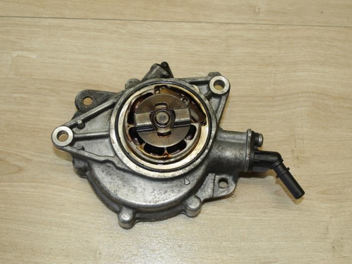 Gebruikte Vacuumpomp Rembekrachtiging Mini Cooper Prijs € 35,70 Inclusief btw aangeboden door Miniparts24
