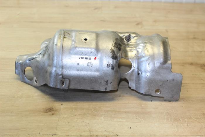 Gebruikte Hitteschild uitlaat Mini Clubman (R55) 1.6 One D Prijs € 29,75 Inclusief btw aangeboden door Miniparts24