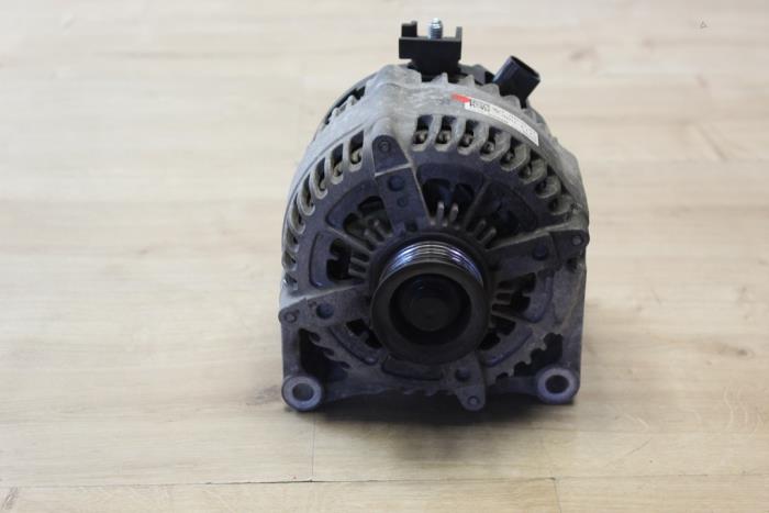 Gebruikte Alternator Mini Mini (F56) 2.0 16V Cooper S Prijs € 47,60 Inclusief btw aangeboden door Miniparts24