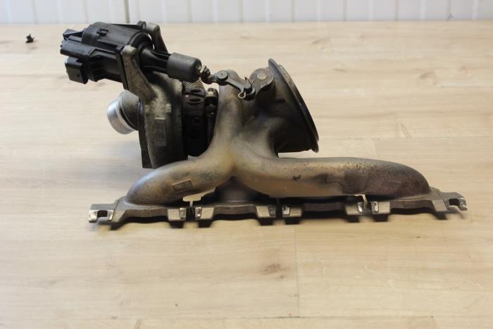Gebruikte G-lader Mini Mini (F56) 2.0 16V Cooper S Prijs € 327,25 Inclusief btw aangeboden door Miniparts24