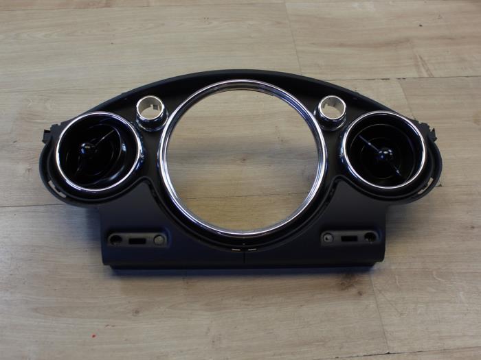 Gebruikte Dashboard Austin Mini Open (R52) 1.6 16V Cooper Prijs € 59,50 Inclusief btw aangeboden door Miniparts24