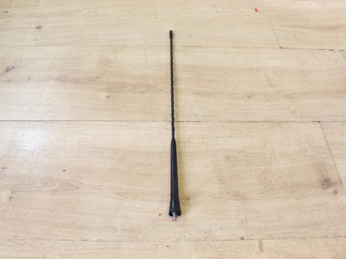 Gebruikte Antennespriet Austin Mini Open (R52) 1.6 16V Cooper Prijs € 29,75 Inclusief btw aangeboden door Miniparts24