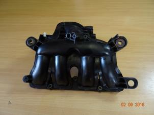 Gebruikte Inlaatspruitstuk Mini Cooper S Prijs € 60,00 Margeregeling aangeboden door Miniparts24 - Miniteile24 GbR