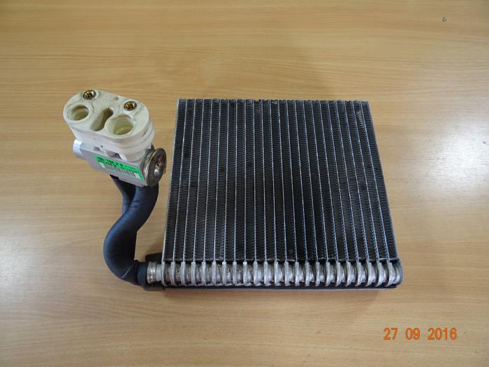 Gebruikte Airco Condensor Mini Cooper S Prijs € 35,00 Margeregeling aangeboden door Miniparts24