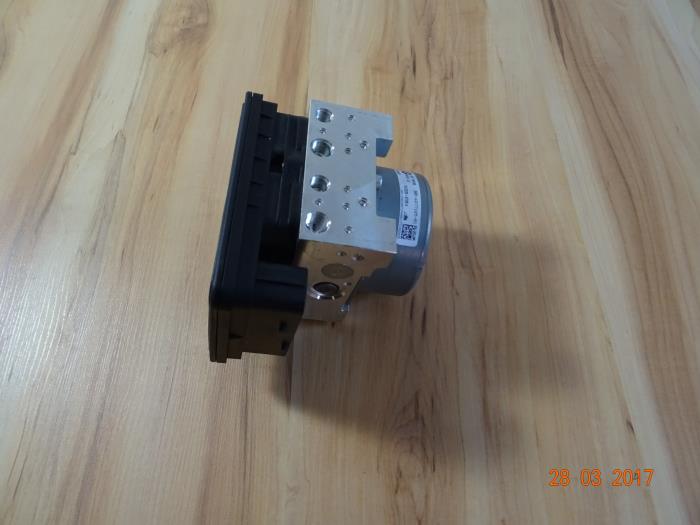Gebruikte ABS Computer Mini Cooper Prijs € 475,00 Margeregeling aangeboden door Miniparts24