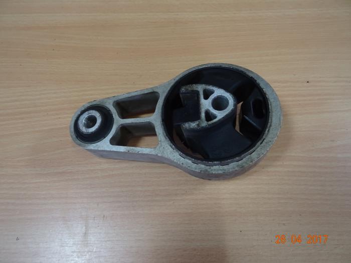 Gebruikte Motorrubber Mini Clubman (R55) 1.6 16V Cooper S Prijs € 11,90 Inclusief btw aangeboden door Miniparts24
