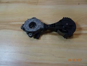 Gebruikte Spanrol V-Snaar Mini Mini (R56) 1.6 16V Cooper S Prijs € 40,00 Margeregeling aangeboden door Miniparts24 - Miniteile24 GbR