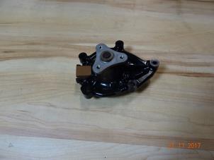 Gebruikte Waterpomp Mini Clubman (R55) 1.4 16V One Prijs € 20,00 Margeregeling aangeboden door Miniparts24 - Miniteile24 GbR