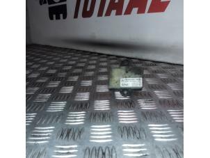 Gebruikte Voorgloei Relais Mercedes Sprinter 3,5t (906.63) 310 CDI 16V Prijs € 35,00 Margeregeling aangeboden door EU Engines & Parts BV