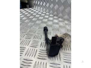 Gebruikte Vacuum ventiel Mercedes CLA (117.3) 1.6 CLA-180 16V Prijs € 20,00 Margeregeling aangeboden door EU Engines & Parts BV