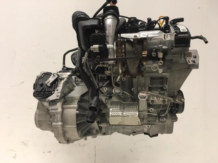 Motor van een Skoda Karoq 1.5 TSI 16V 2018