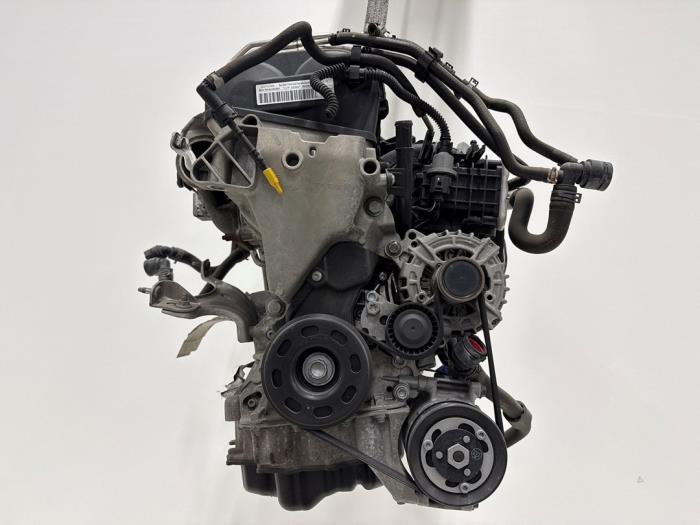 Motor Volkswagen Golf