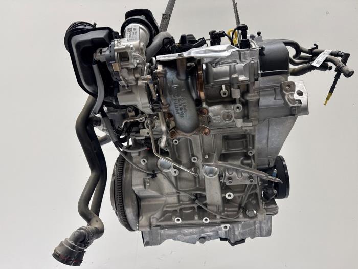 Motor Volkswagen Golf